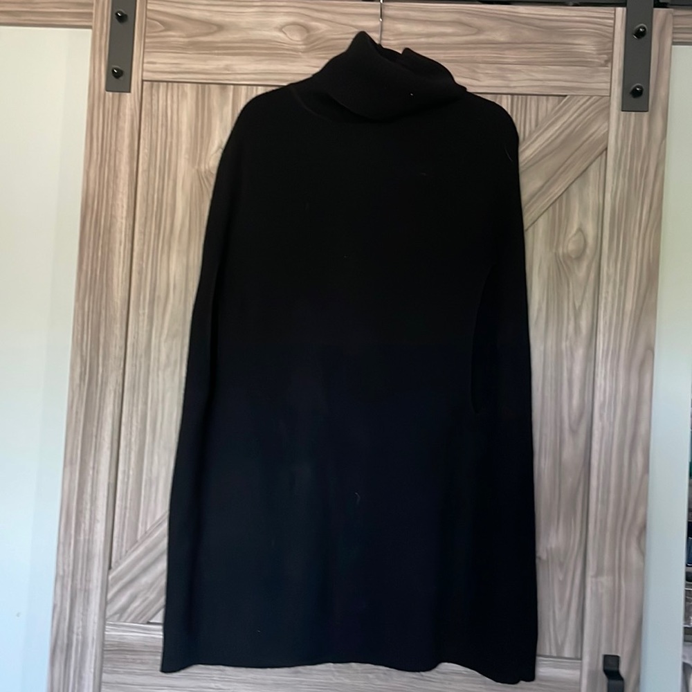 Universal standard sweater cape size M